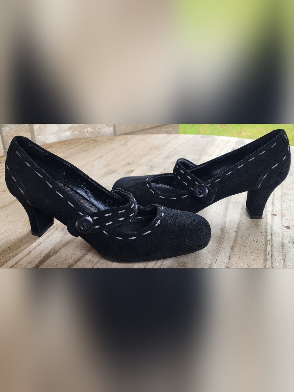 NATURALIZER 7.5M Sassy Suede Mary Jane Heels Black Contrast Stitch Pumps GUC
